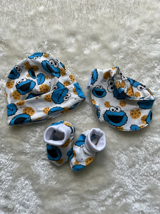 Kollektion Accessoires - Mützen, Socken, Halstücher