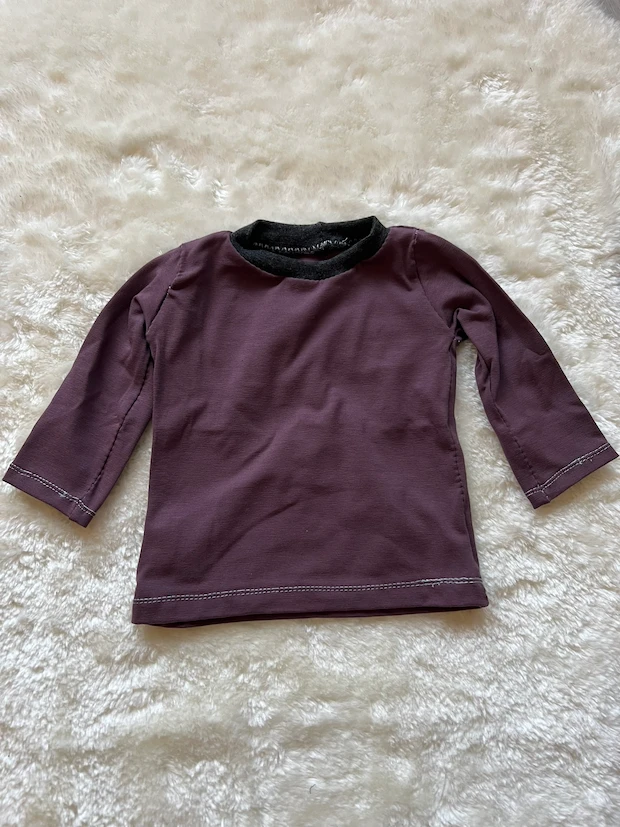 Schickes langarm T-Shirt für Mädchen